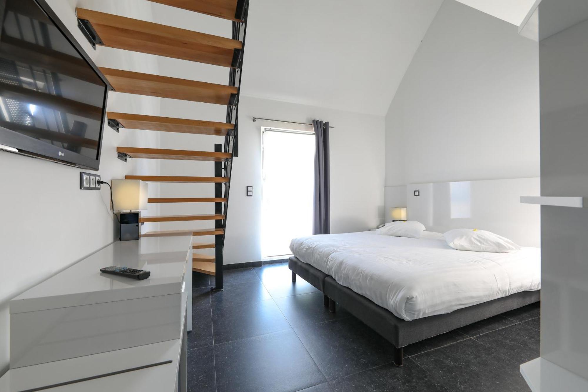 Hotel Bo Rivage Neufchâteau Kültér fotó